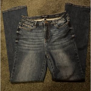 Judy Blue slim bootcut women’s 11, no distressing worn once